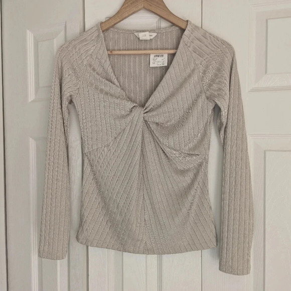 NWT Club Monaco Twist Front V Neck Ribbed Top Sweater Long Sleeve Petite Small - Picture 3 of 8